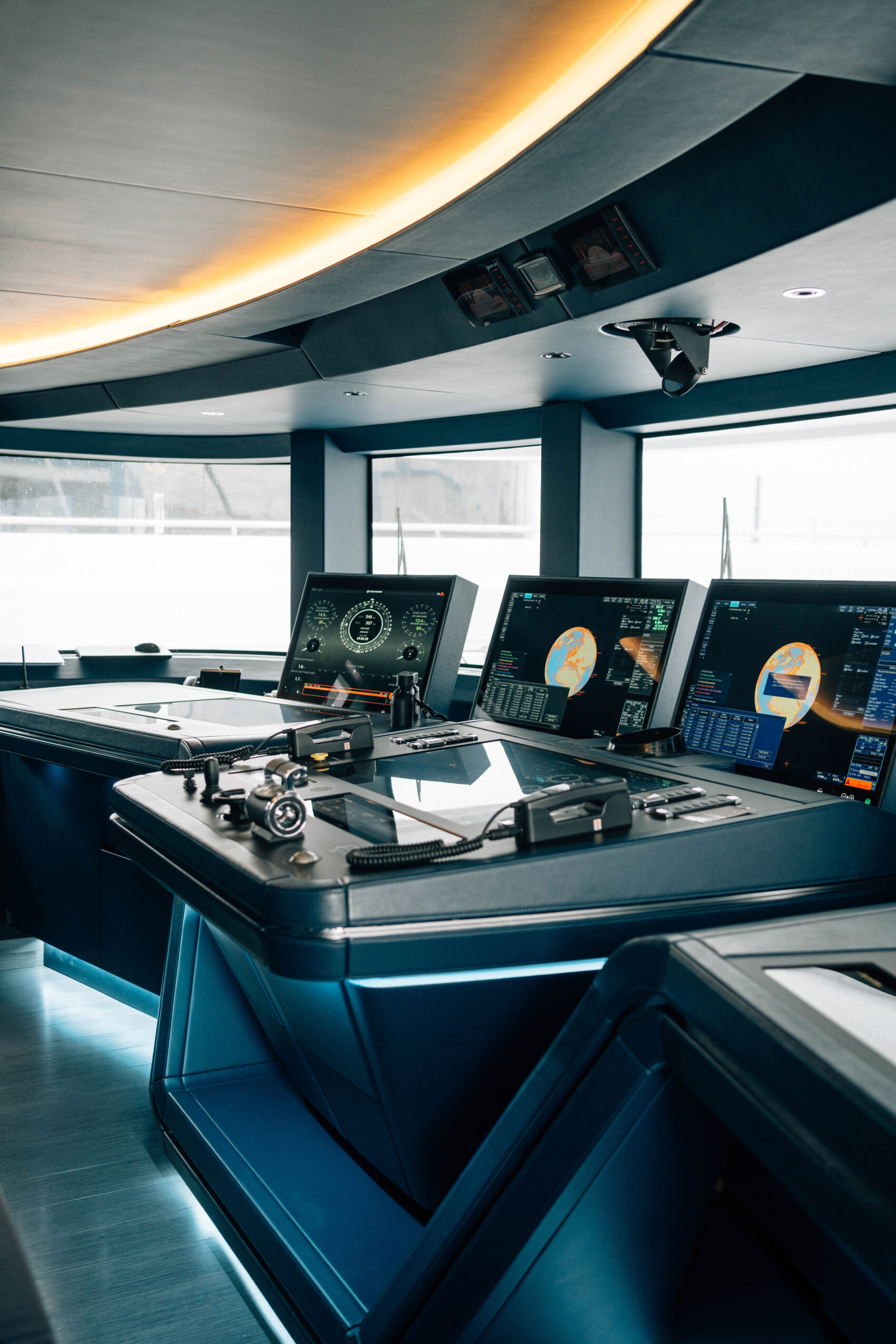 oceanbird_yacht