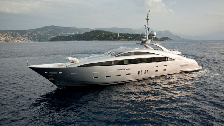 M/Y Silver Wind, a 43.63 m ISA Yachts whose refit was managed by WOSA